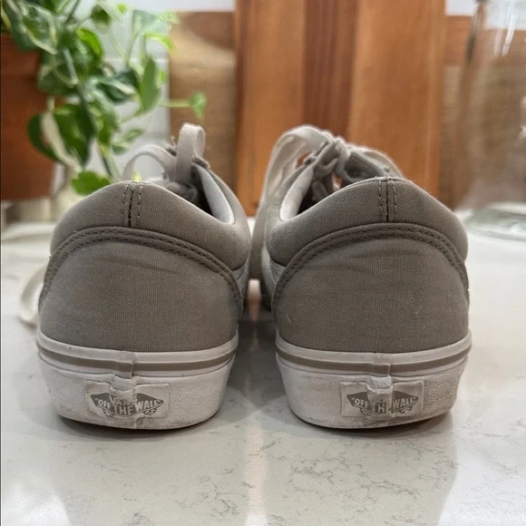 Old Skool Vans: Grey and White - Picture 6 of 6